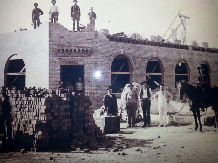 building contruction from decades ago